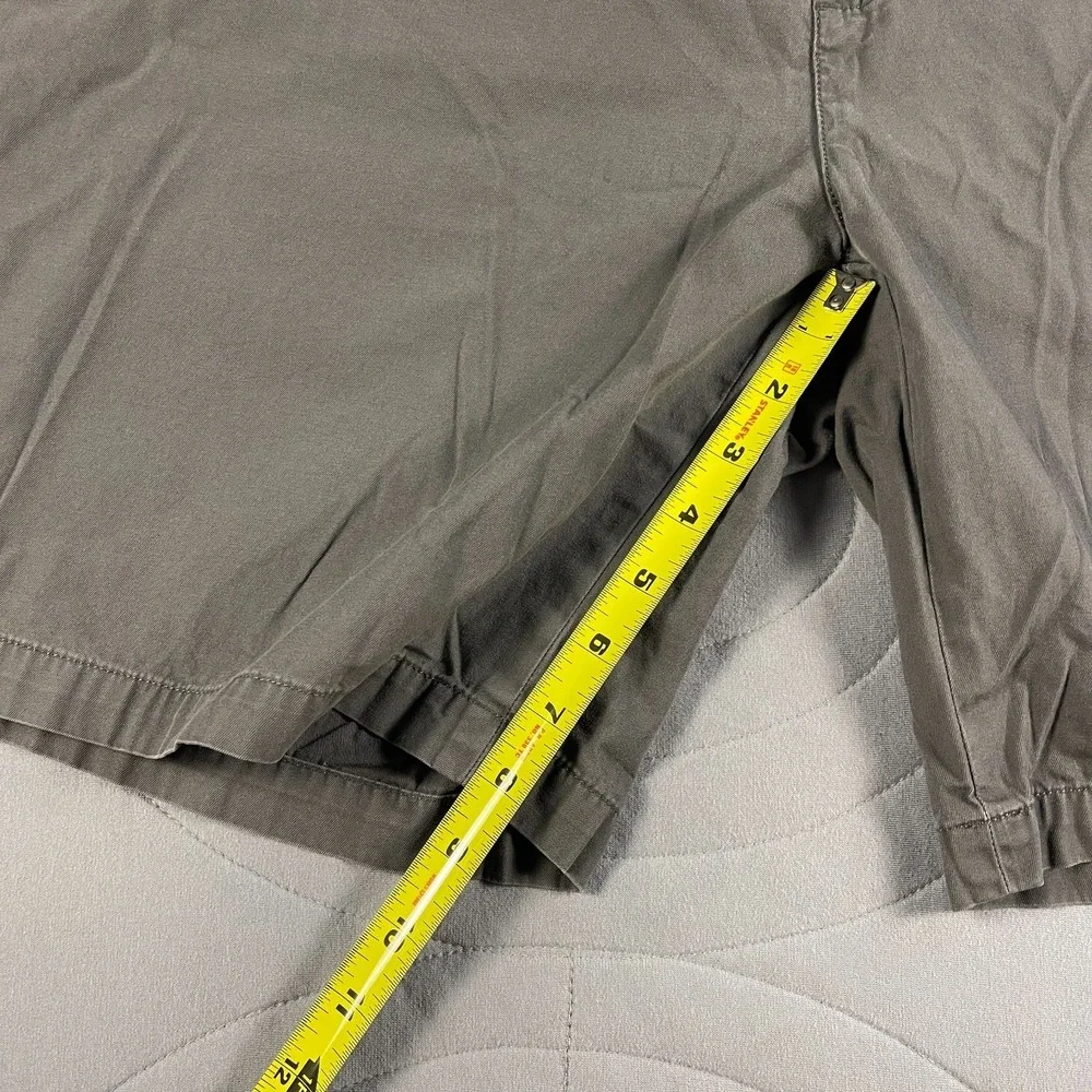 Vineyard Vines Men's Shorts Size 38 Stretch Breaker Gray Chino Solid Preppy
